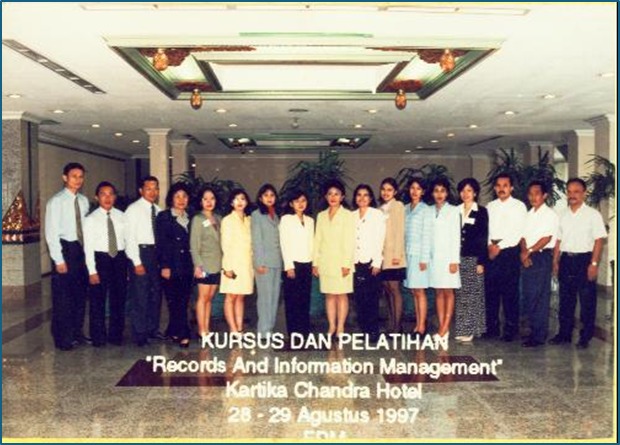 <h4>Dokumentasi Training dan Workshop Document Management System (DMS)</h4>